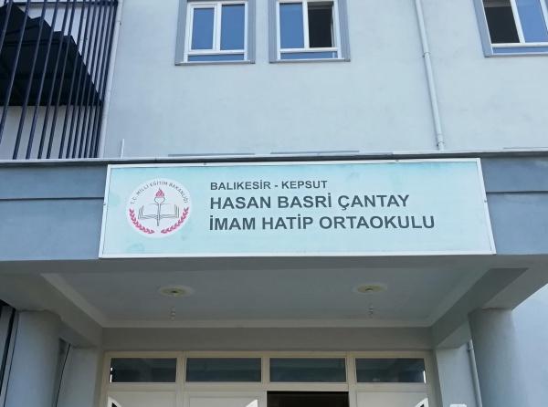 Kepsut Hasan Basri Çantay İmam Hatip Ortaokulu Fotoğrafı